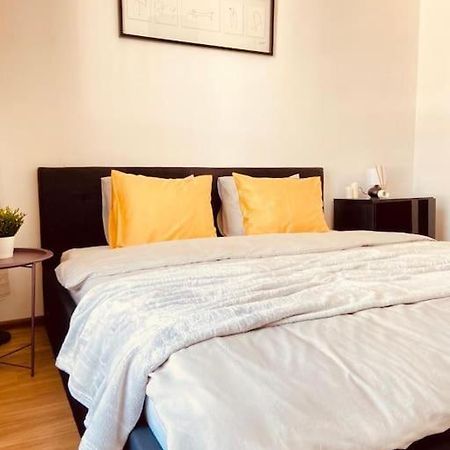 Spacious,Stylish And Comfortable 2 Room Apartment With Million Dollar View 바르샤바 외부 사진