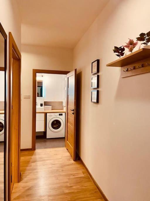 Spacious,Stylish And Comfortable 2 Room Apartment With Million Dollar View 바르샤바 외부 사진
